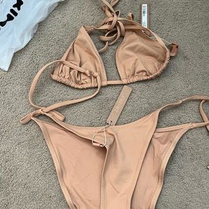 🌸SKIMS Nude/Tan Triangle String Bikini Top